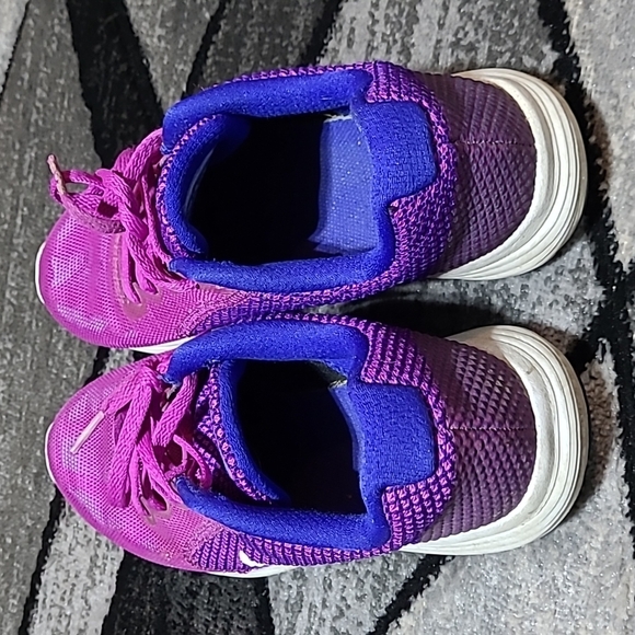 NIKE REVOLUTION 3 SWOOSH LOGO ATHLETIC RUNNING SHOE - Picture 6 of 11